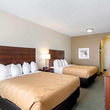 Quality Inn & Suites Near Tanger Outlet Mall Gonzales Eksteriør billede